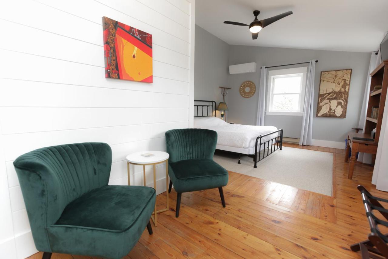 Jackson'S Falls Country Inn Milford Екстериор снимка