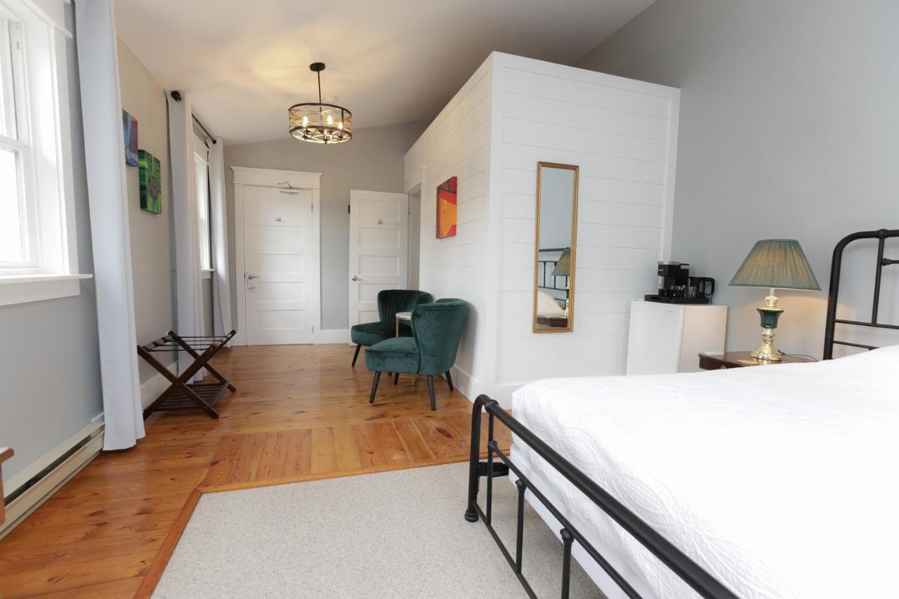 Jackson'S Falls Country Inn Milford Екстериор снимка
