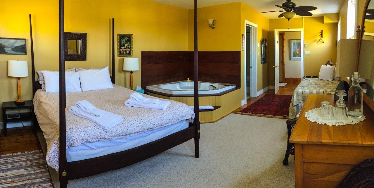 Jackson'S Falls Country Inn Milford Екстериор снимка